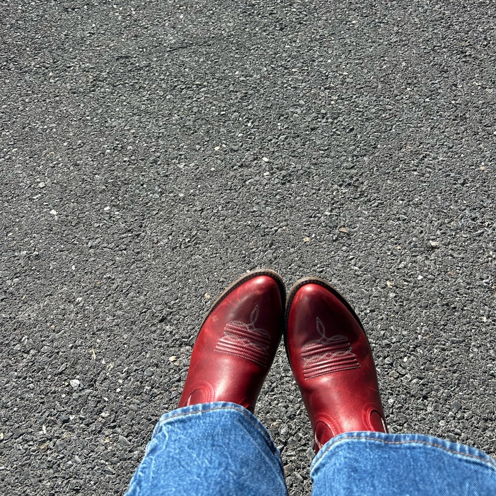 Meet your Posher, Lena!